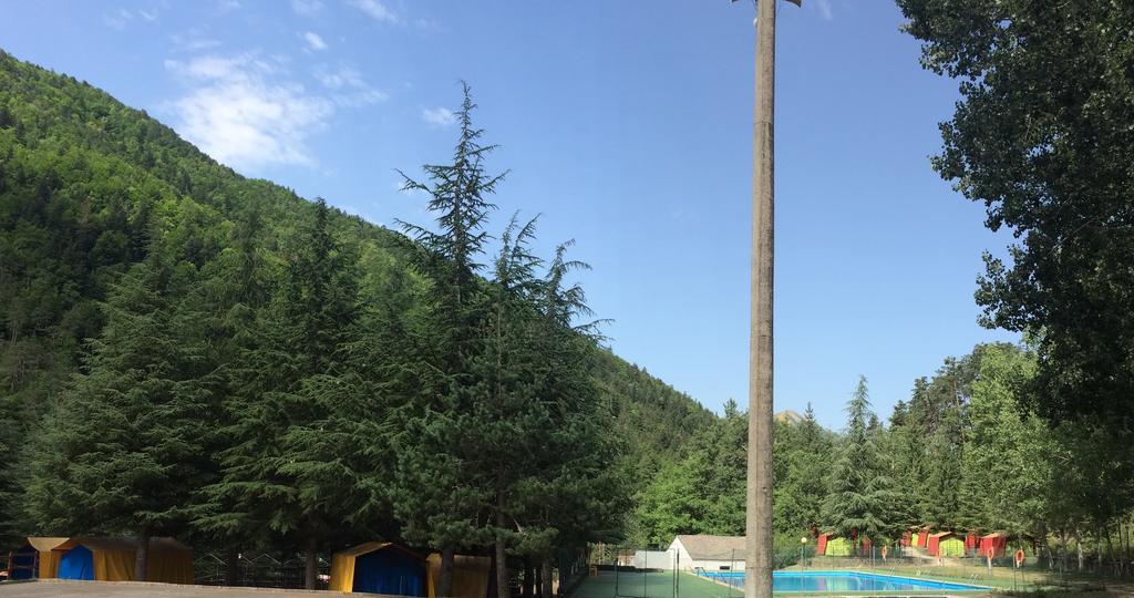 Sarvisé 艾尔查特旅馆酒店 外观 照片