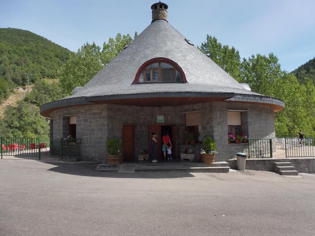 Sarvisé 艾尔查特旅馆酒店 外观 照片